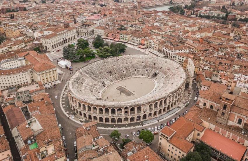 Graziosa Mansarda Centro Verona Exterior foto